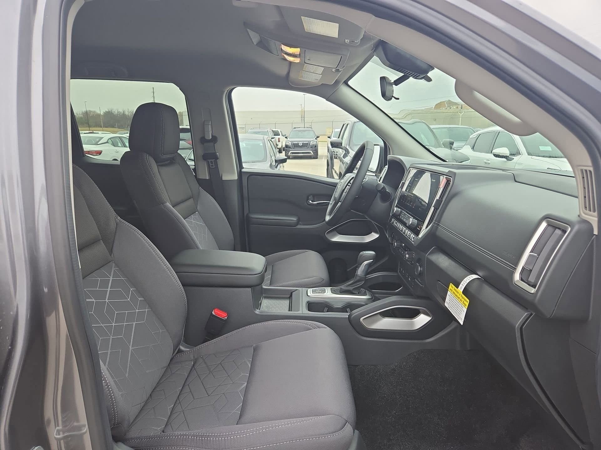 New 2026 Nissan Frontier SV w/ All-Weather Content Package AWD/4WD image 15