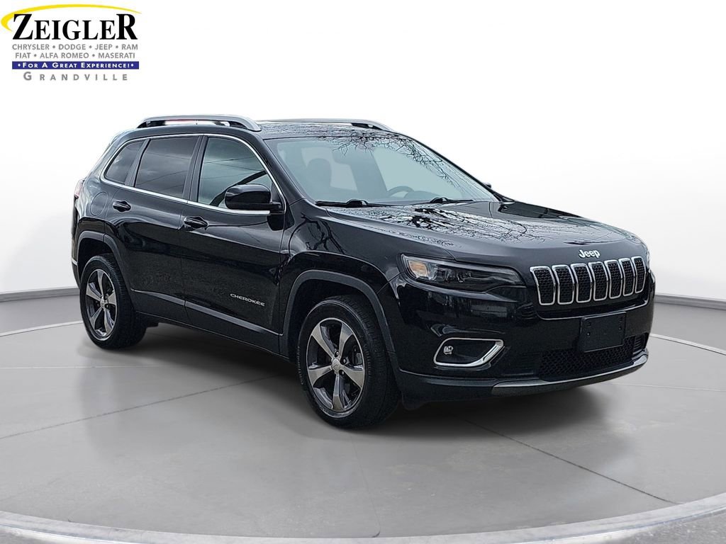 Used 2019 Jeep Cherokee Limited w/ Luxury Group image 3