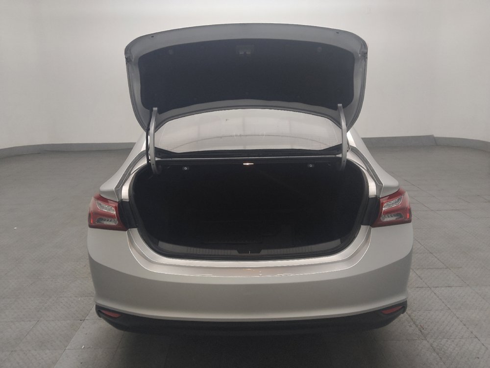 Used 2021 Chevrolet Malibu LT FWD image 29