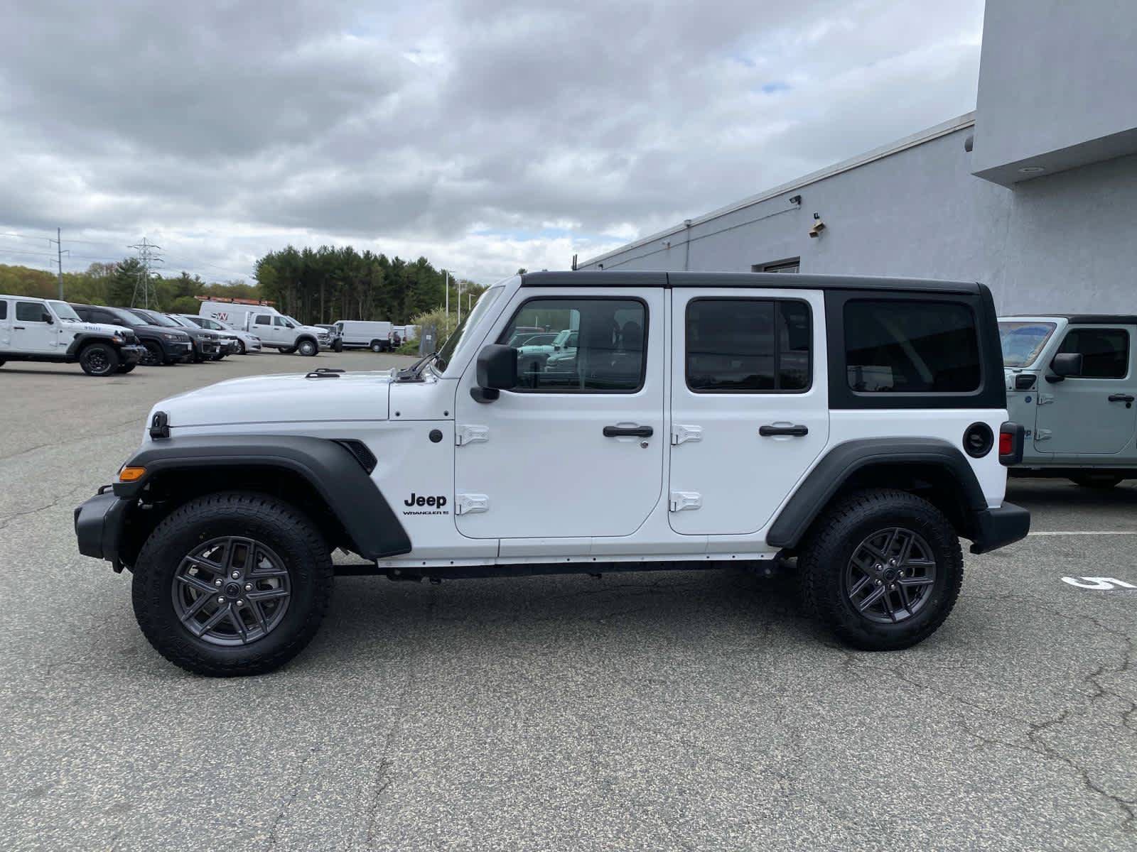 Certified 2025 Jeep Wrangler Unlimited Sport AWD/4WD image 5