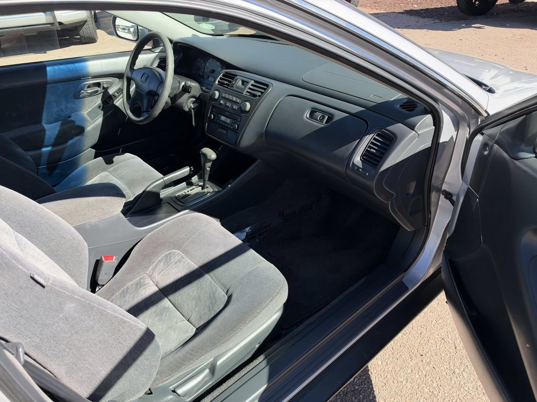 Used 2001 Honda Accord LX image 21