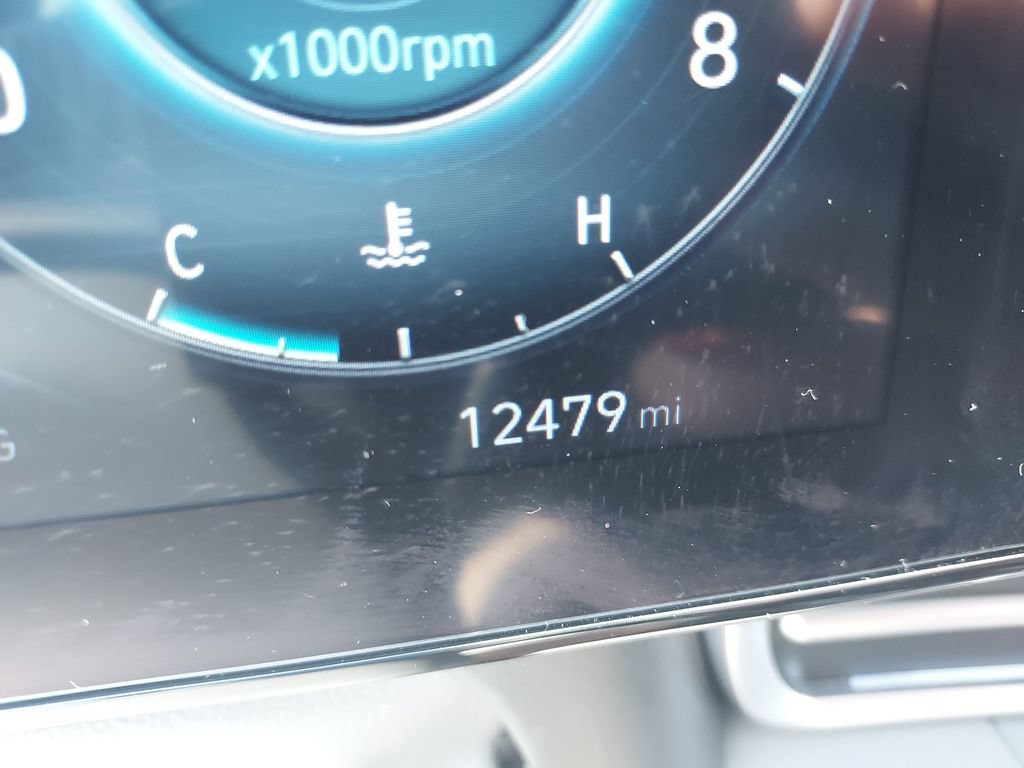 Used 2025 Hyundai Elantra SEL FWD image 19