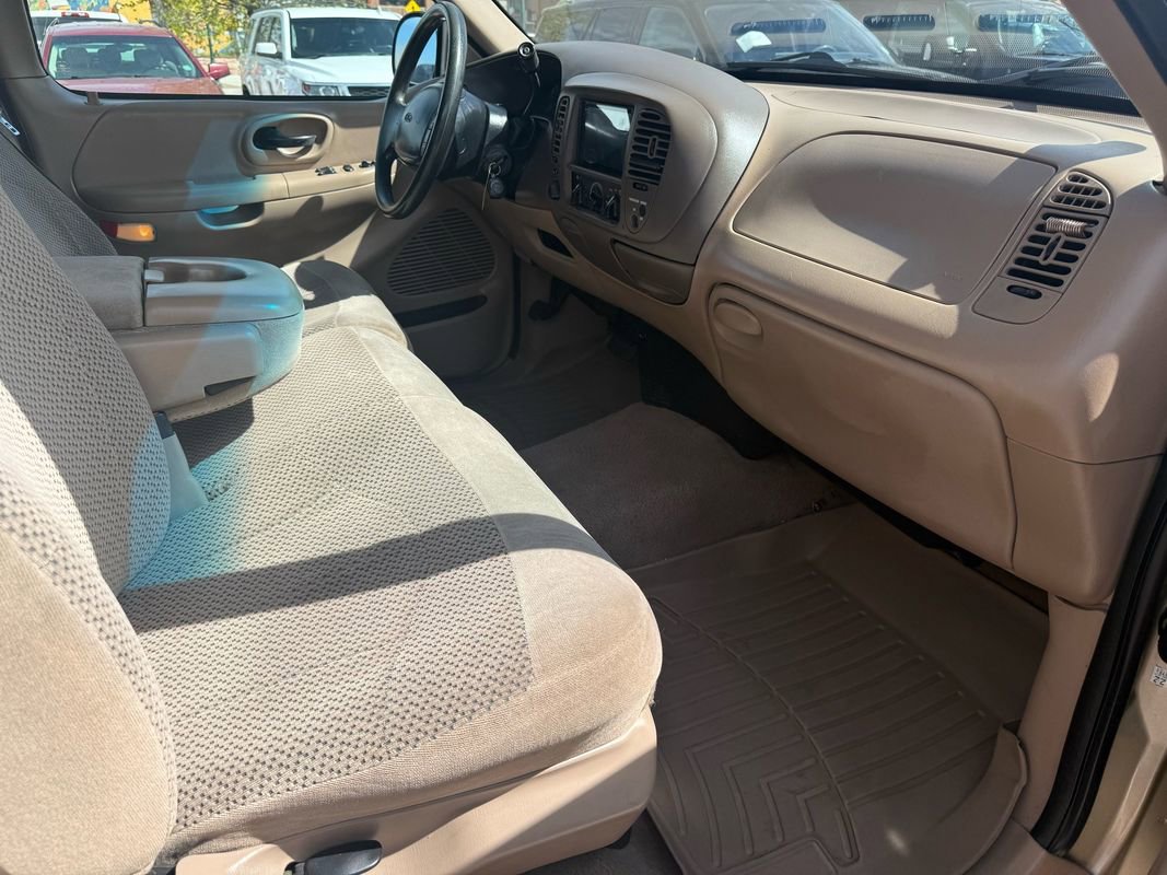Used 1999 Ford F150 XLT image 23