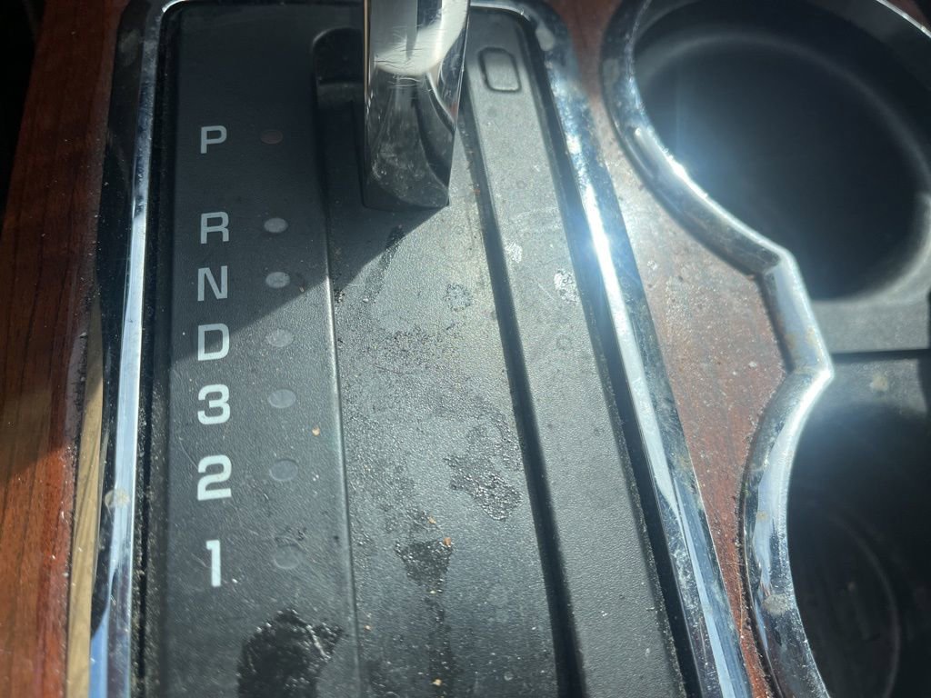 Used 2010 Ford F150 Lariat image 18