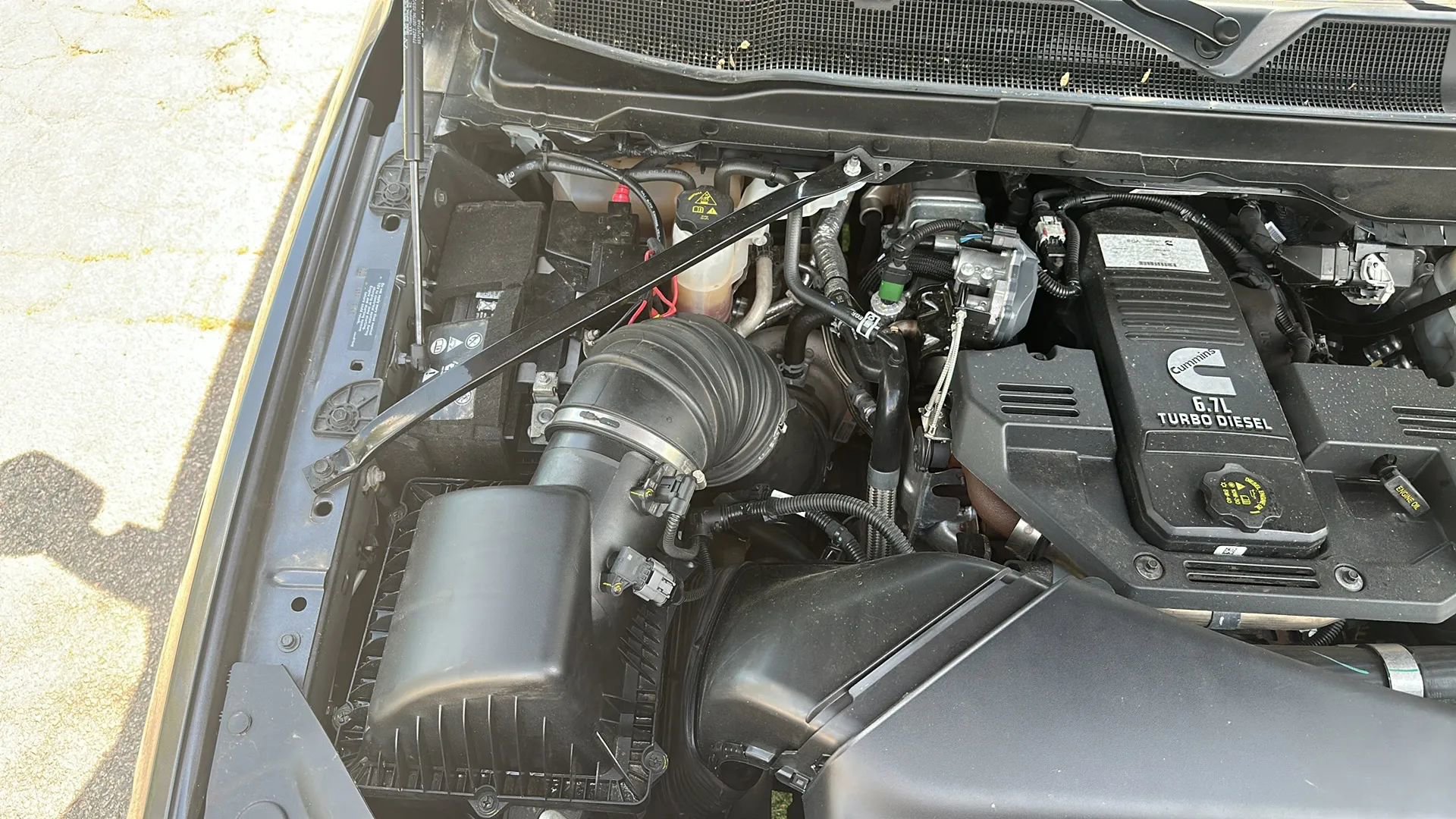 Used 2024 RAM 3500 Laramie w/ Night Edition AWD/4WD image 14