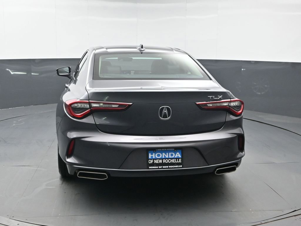 Used 2023 Acura TLX FWD image 5