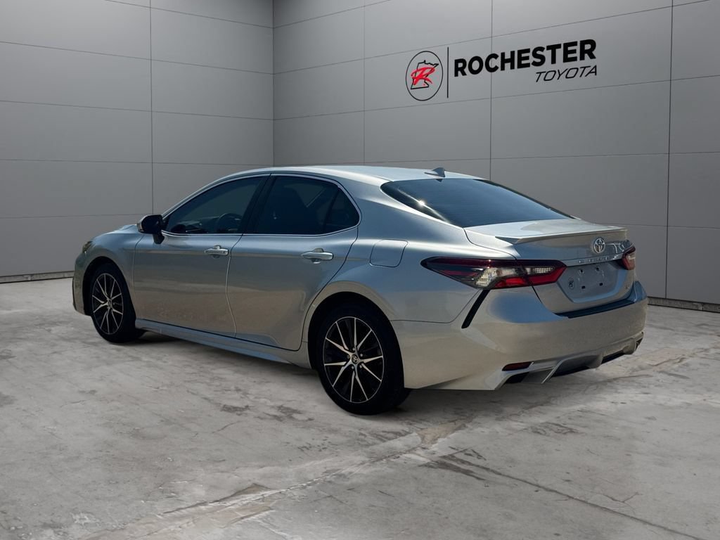Certified 2023 Toyota Camry SE FWD image 3