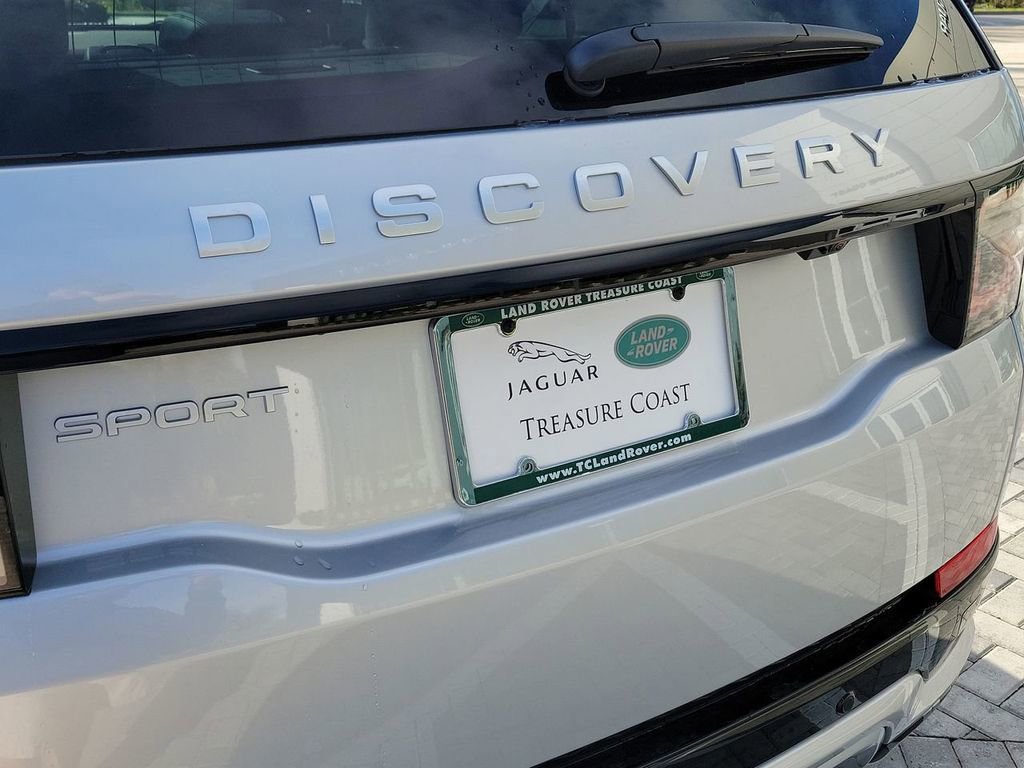 New 2025 Land Rover Discovery Sport S image 10