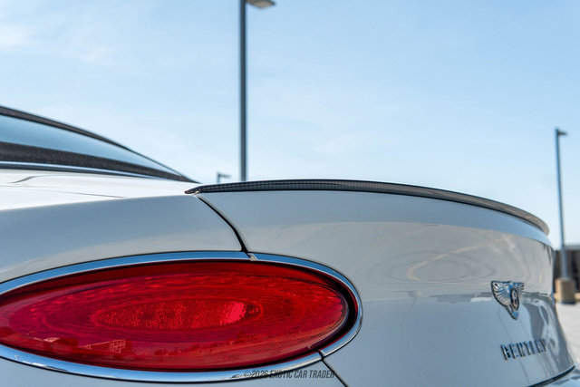 Used 2020 Bentley Continental GT V8 image 97