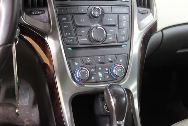 Used 2016 Buick Verano Convenience FWD image 20