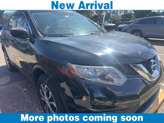 Used 2016 Nissan Rogue S image 1