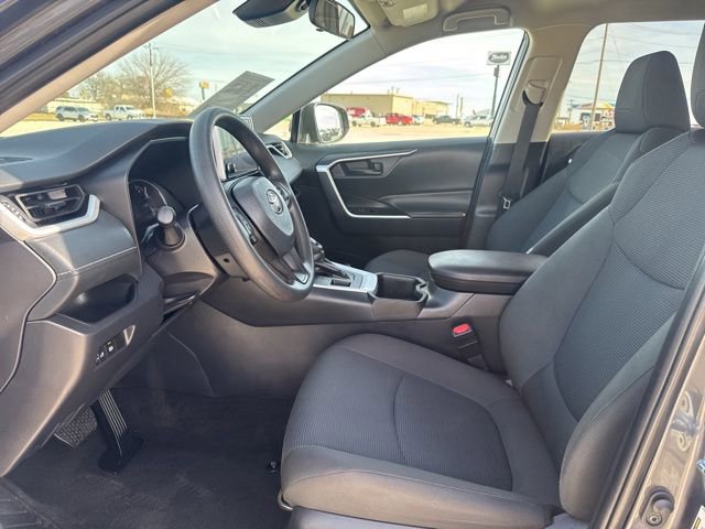 Used 2025 Toyota RAV4 LE image 2