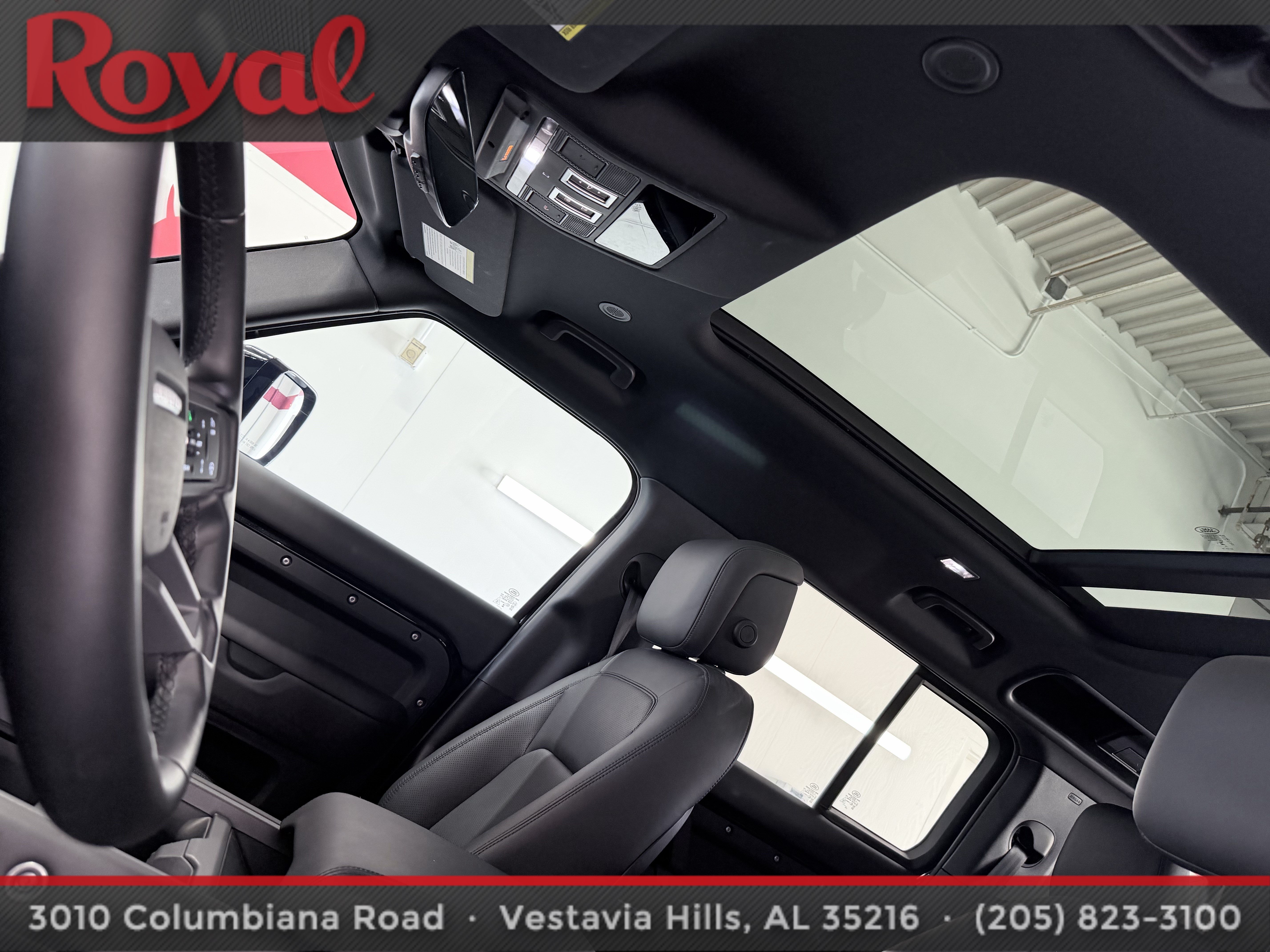 Used 2025 Land Rover Defender 110 X-Dynamic SE AWD/4WD image 19