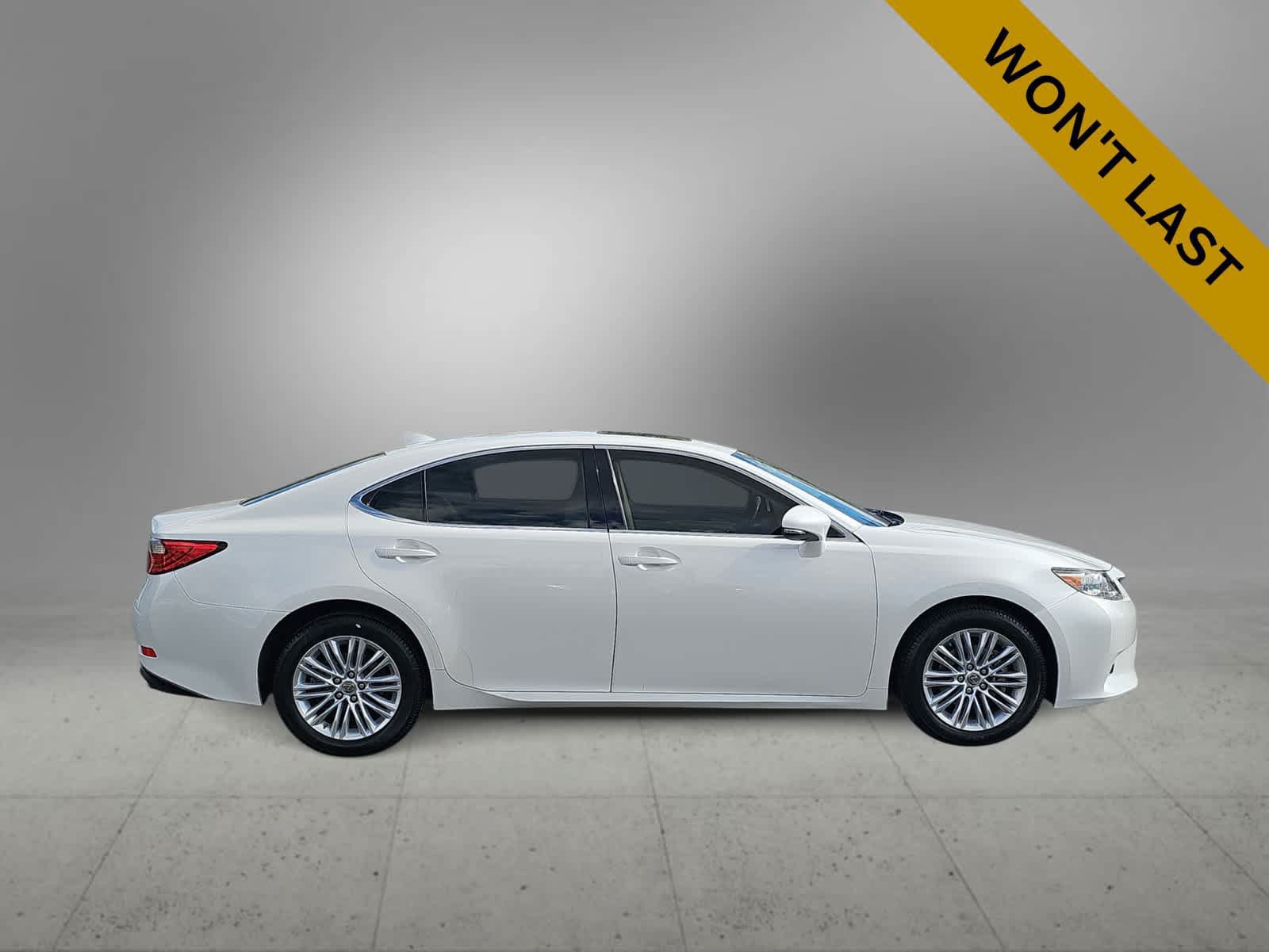 Used 2015 Lexus ES 350 w/ Premium Package FWD image 9