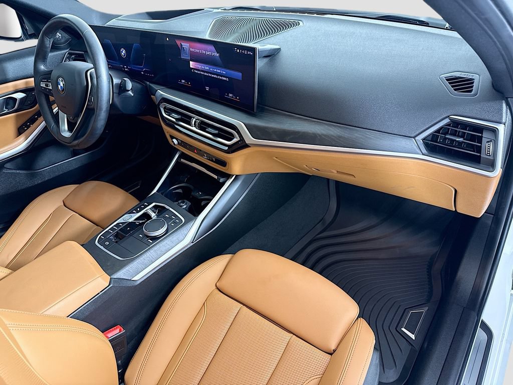 Used 2023 BMW 330i xDrive Sedan w/ Premium Package AWD/4WD image 17