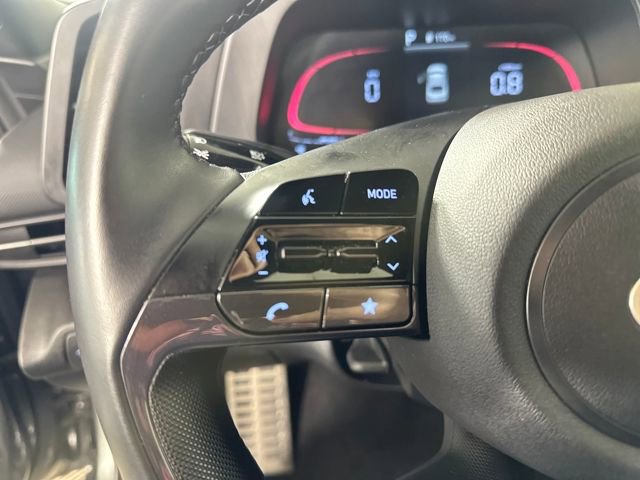 Certified 2025 Hyundai Elantra Sport image 15