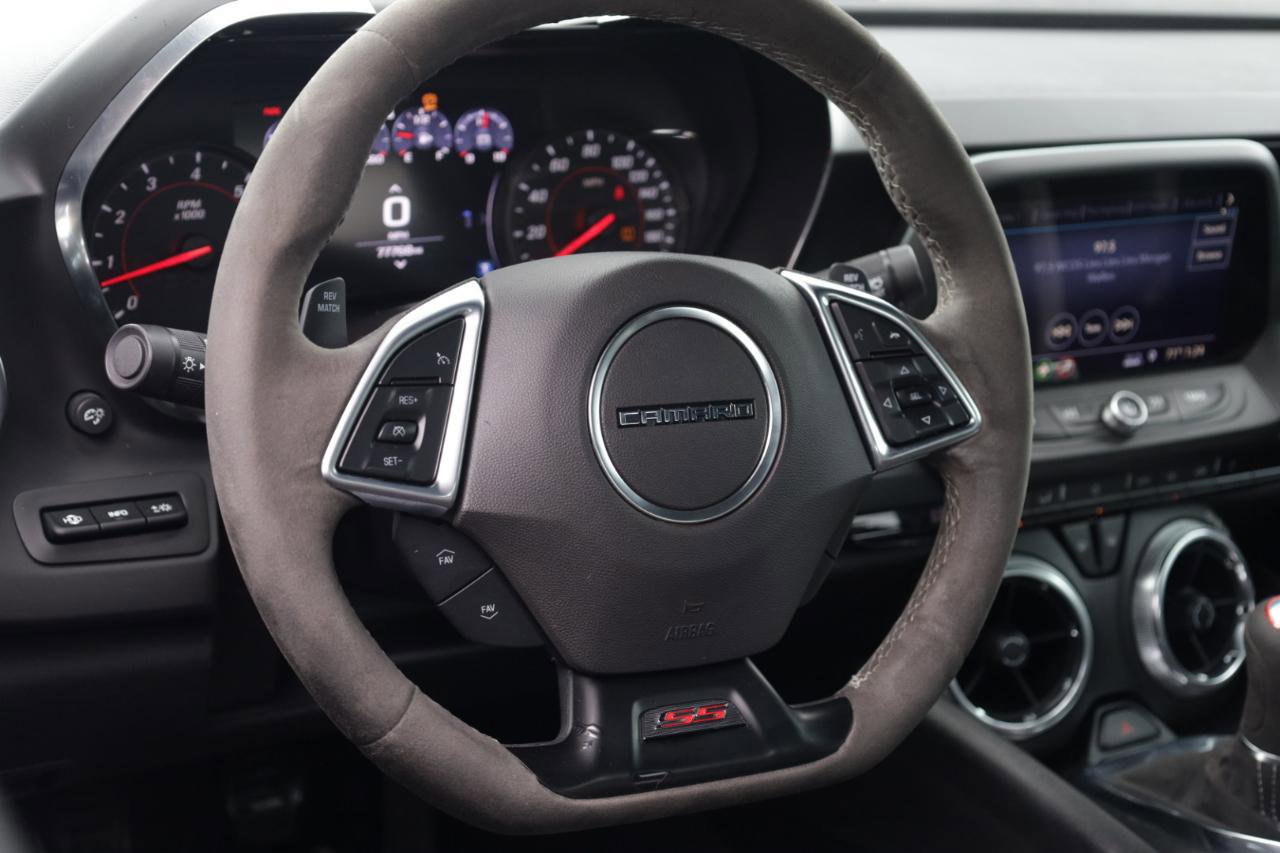 Used 2019 Chevrolet Camaro SS RWD image 8