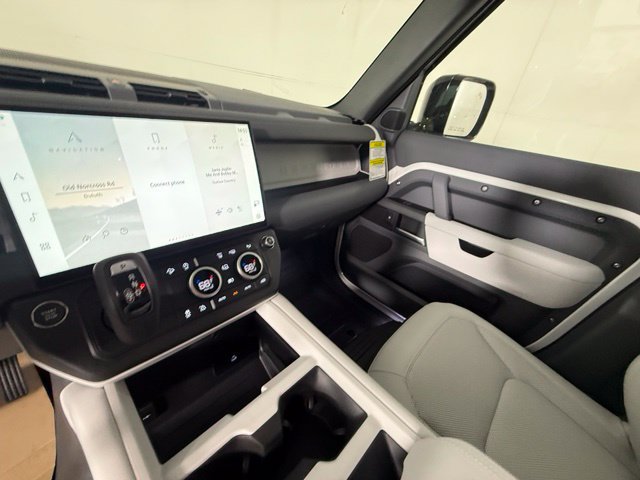 New 2026 Land Rover Defender 110 S AWD/4WD image 24