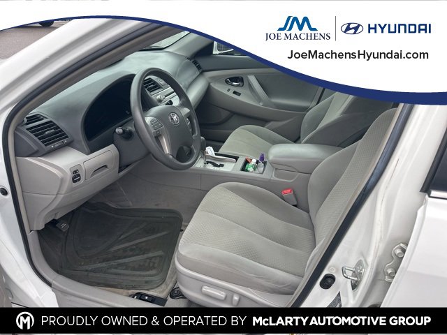 Used 2008 Toyota Camry LE image 14