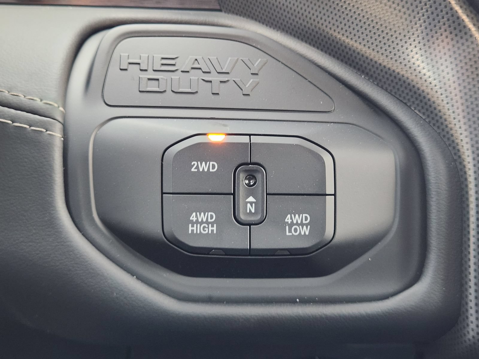 New 2026 RAM 3500 Limited AWD/4WD image 17