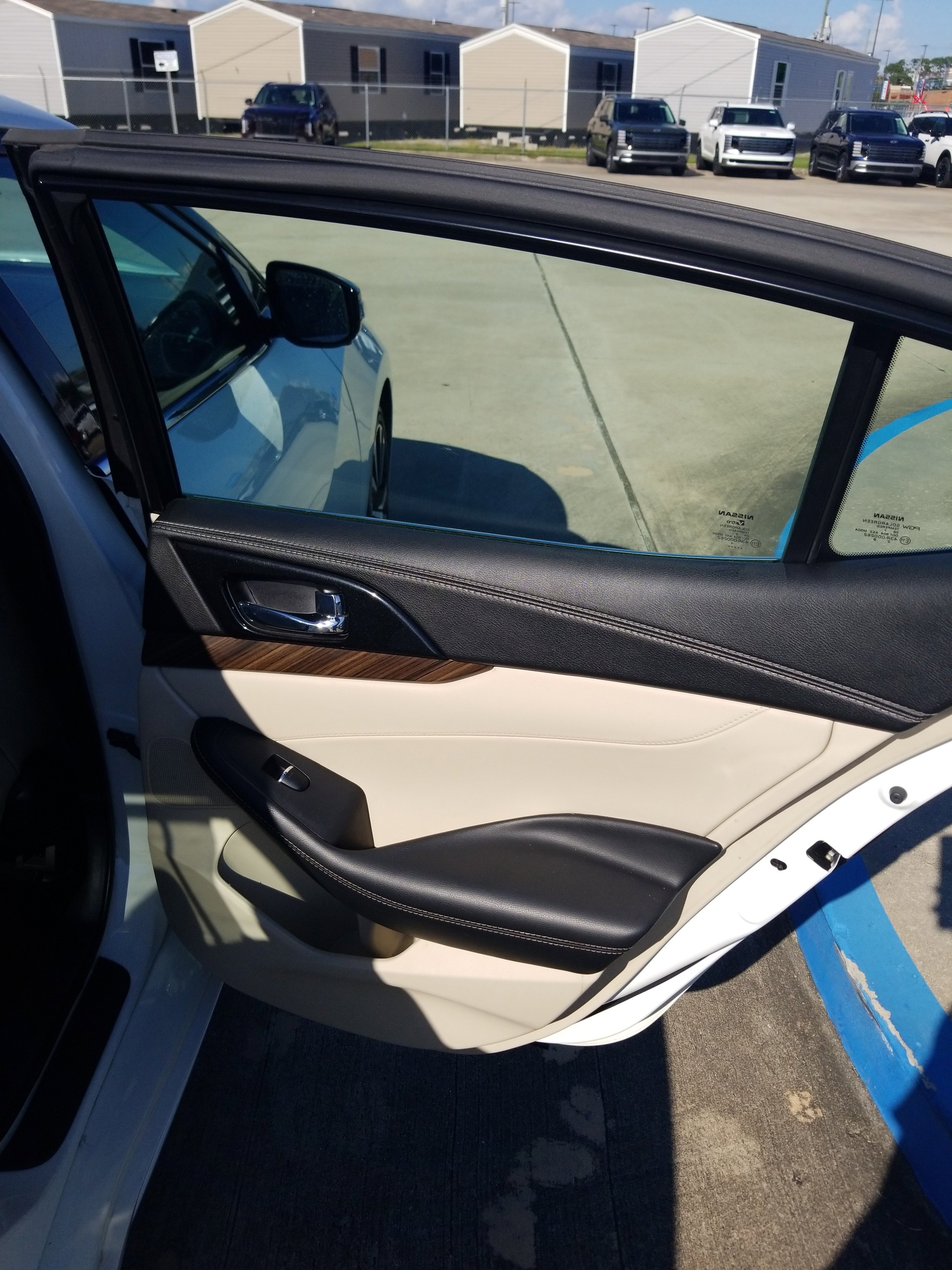 Used 2018 Nissan Maxima Platinum FWD image 14