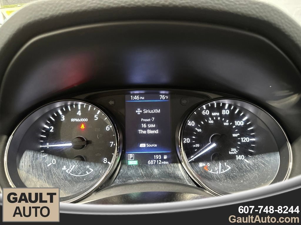 Used 2018 Nissan Rogue S AWD/4WD image 9