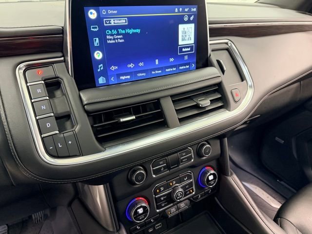 Used 2022 Chevrolet Suburban LT w/ LT Signature Package image 14