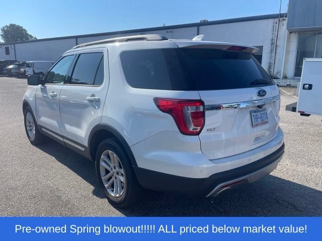 Used 2017 Ford Explorer XLT w/ Equipment Group 202A FWD image 6