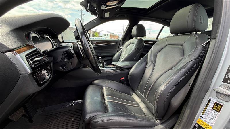 Used 2018 BMW 540i xDrive w/ Premium Package AWD/4WD image 25