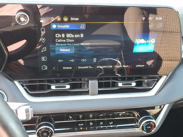 Used 2025 Chevrolet Equinox LT FWD image 11