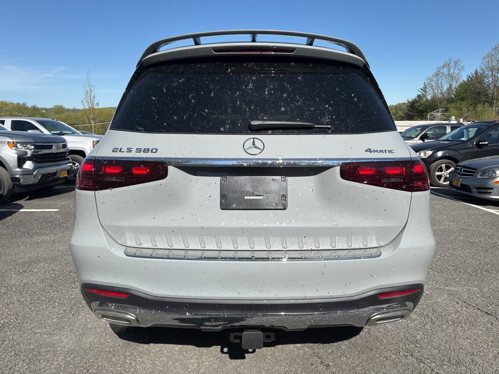 New 2025 Mercedes-Benz GLS 580 4MATIC image 8