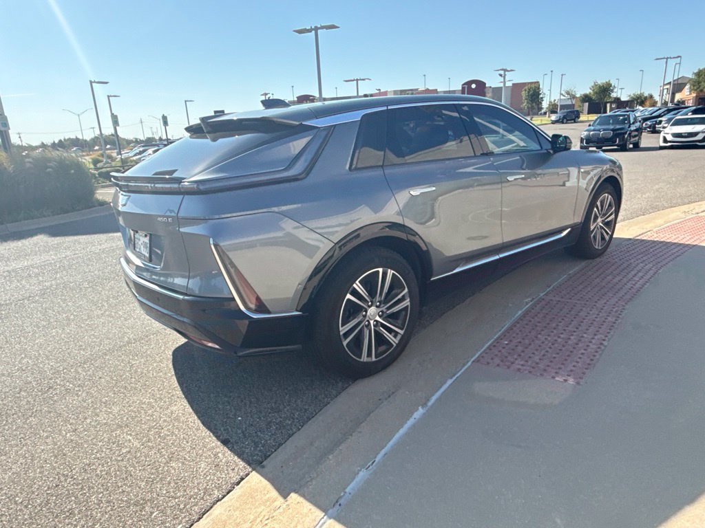 Used 2023 Cadillac Lyriq 2WD image 4
