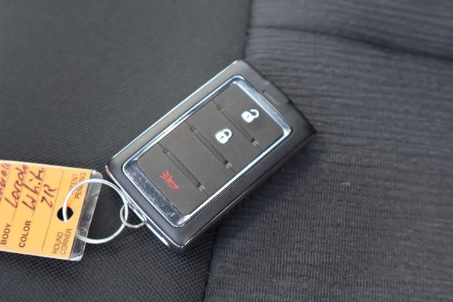 Used 2025 Jeep Grand Cherokee Laredo X RWD image 29