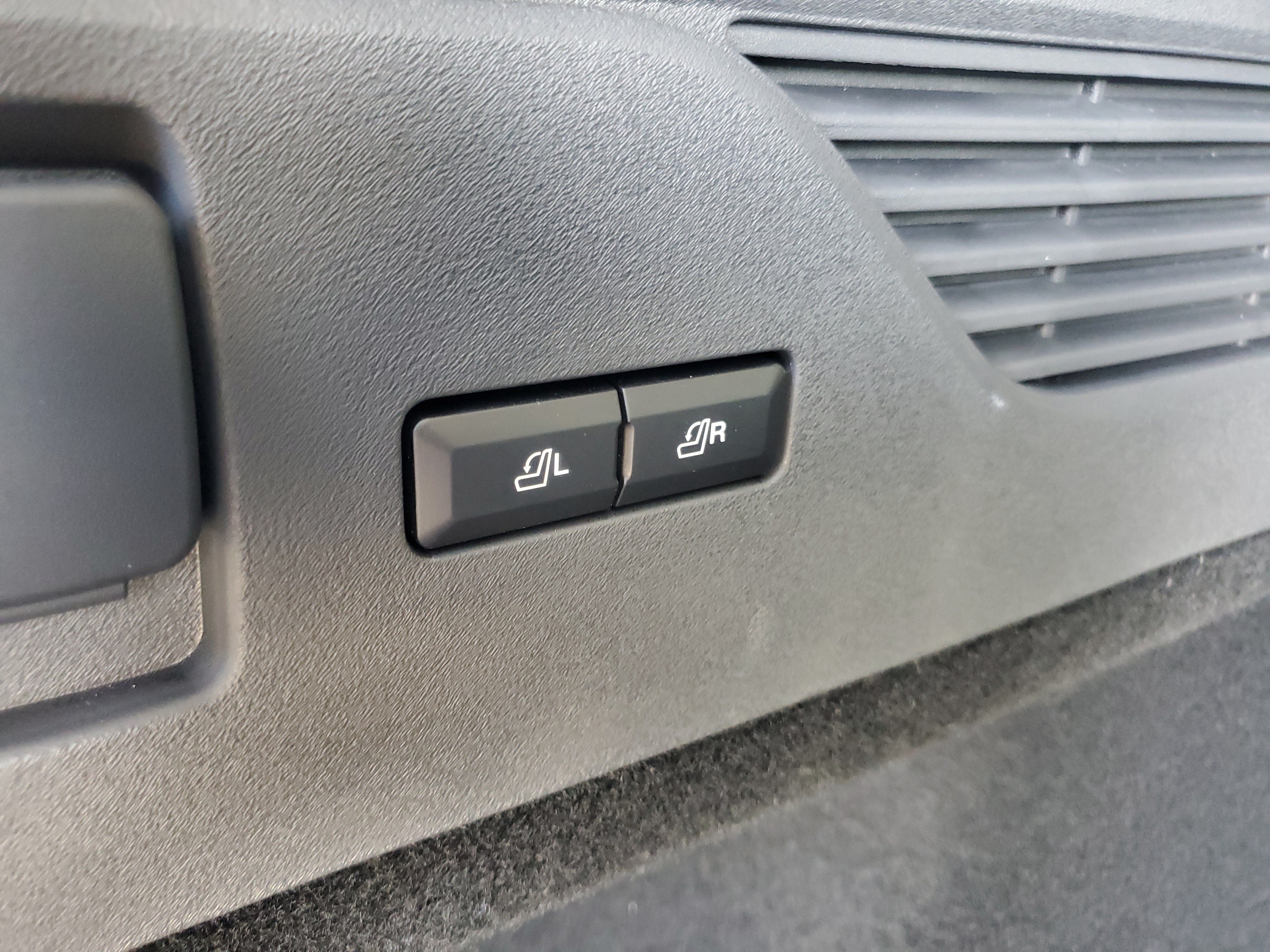 New 2026 Lincoln Nautilus Reserve AWD/4WD image 34