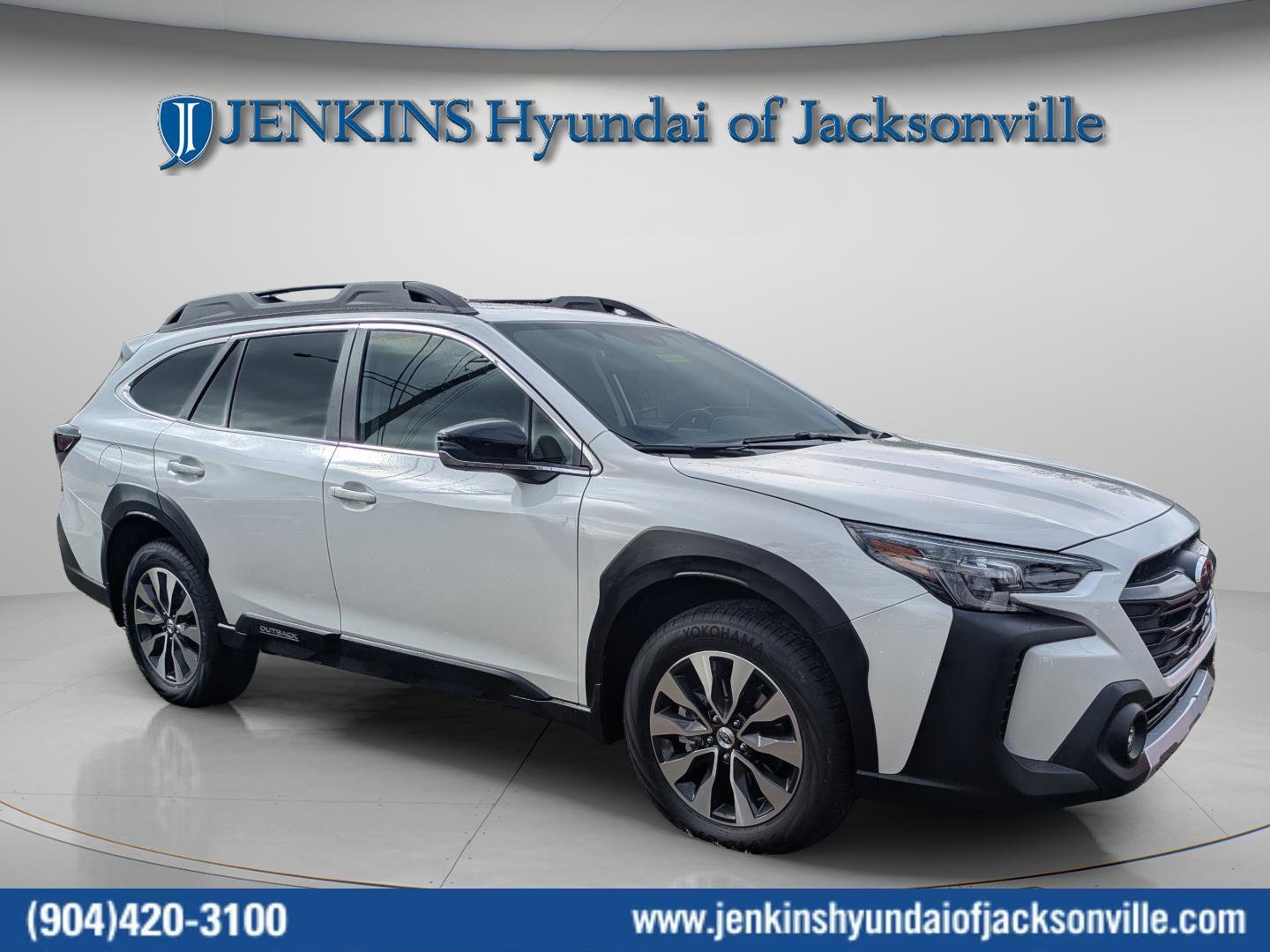 Used 2025 Subaru Outback Limited XT w/ Popular Package #2 image 1