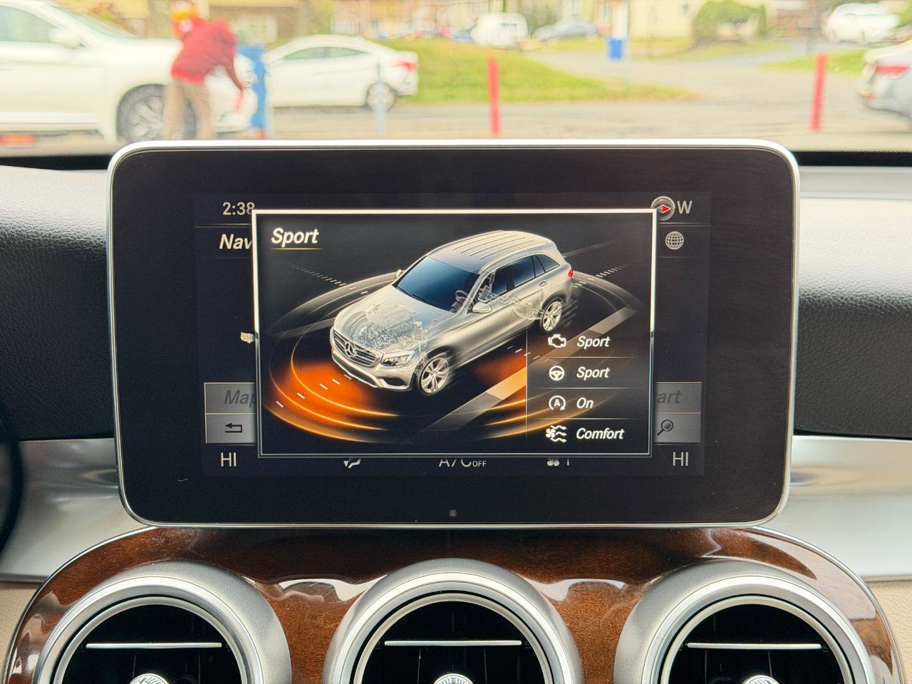 Used 2019 Mercedes-Benz GLC 300 4MATIC image 56