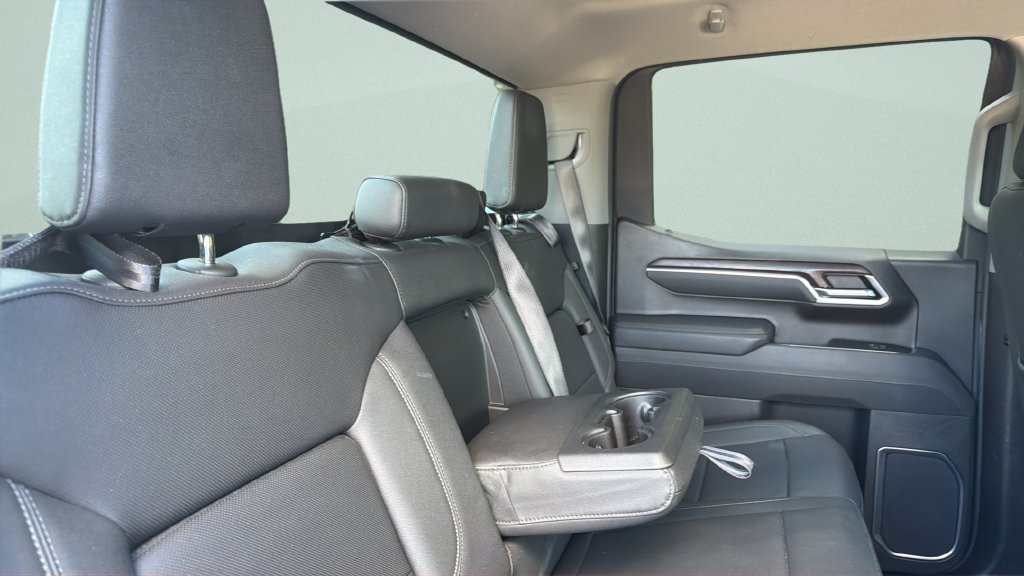 Used 2026 GMC Sierra 1500 SLT RWD image 33