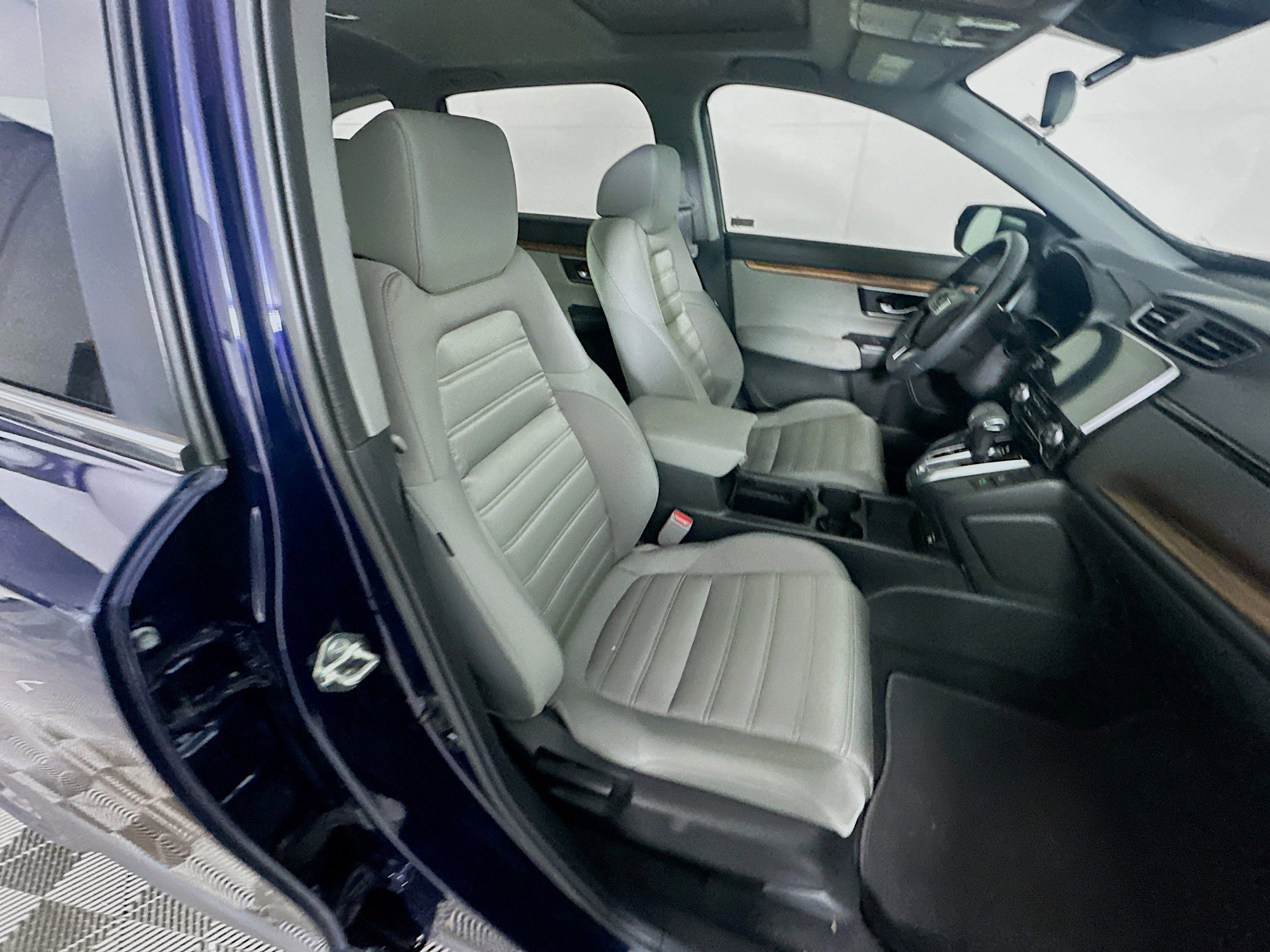 Used 2020 Honda CR-V EX image 27