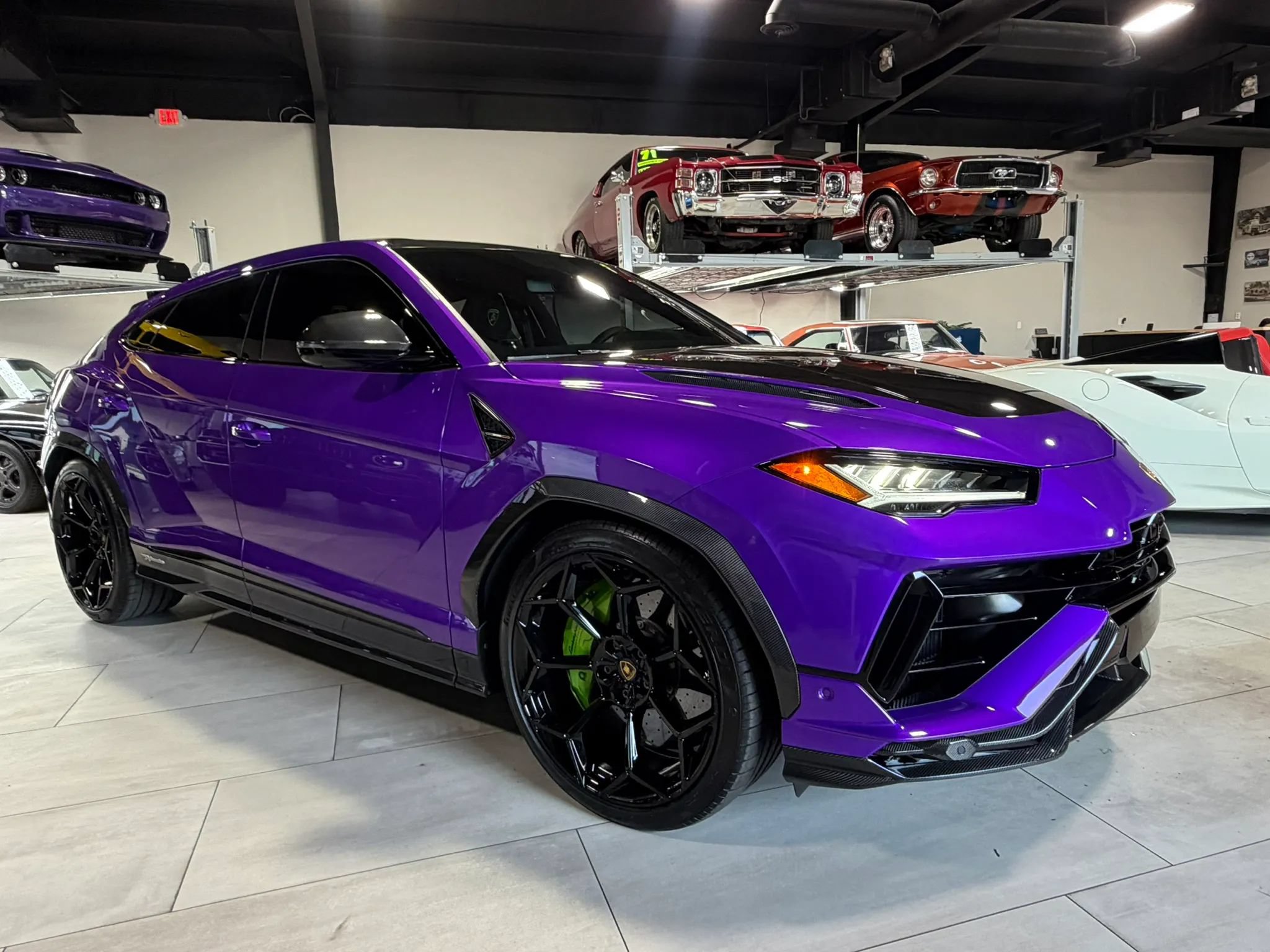 Used 2024 Lamborghini Urus Performante AWD/4WD image 17