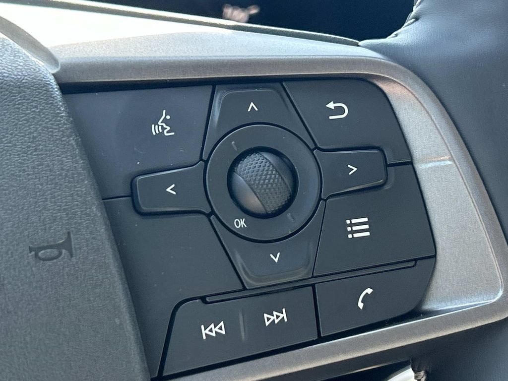 Used 2026 Nissan Sentra SL w/ Floor Mat Package FWD image 31