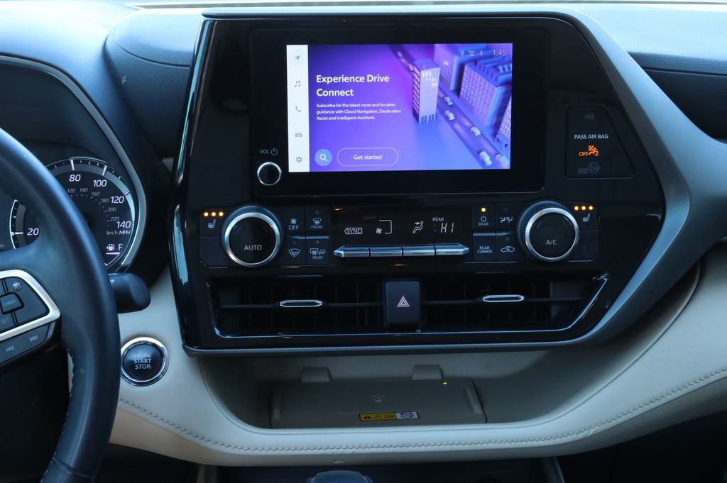 Used 2023 Toyota Highlander XLE image 34