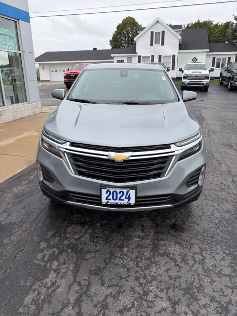 Used 2024 Chevrolet Equinox LT w/ LPO, Floor Liner Package AWD/4WD image 6