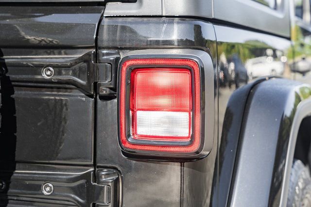 Used 2021 Jeep Wrangler Unlimited Sport image 15
