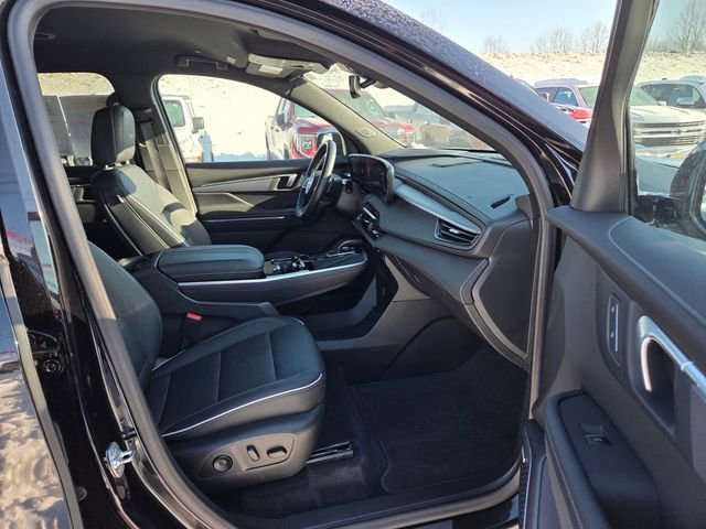 Used 2025 Buick Enclave Sport Touring image 14