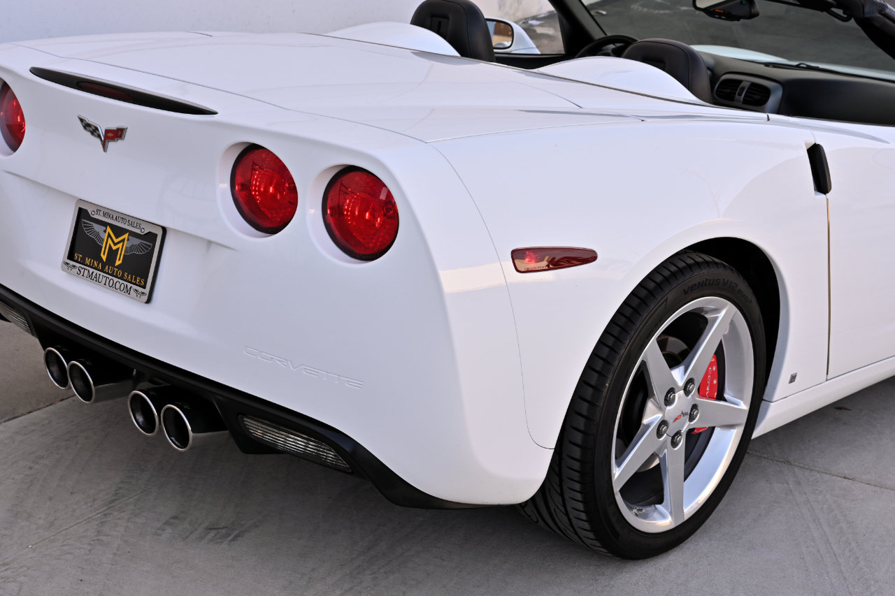 Used 2006 Chevrolet Corvette Convertible w/ Preferred Equipment Group RWD image 44
