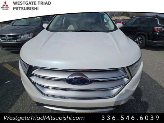 Used 2017 Ford Edge Titanium w/ Technology Package image 3