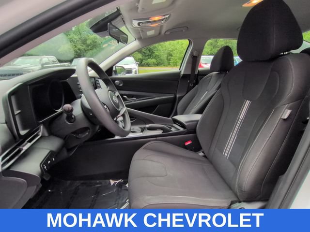 Used 2021 Hyundai Elantra SEL FWD image 18
