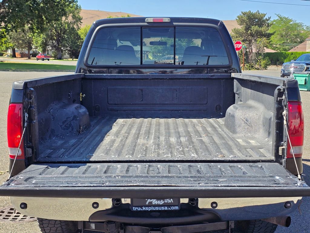 Used 2006 Ford F350 XLT image 14