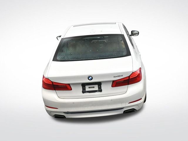 Used 2018 BMW 540i image 16