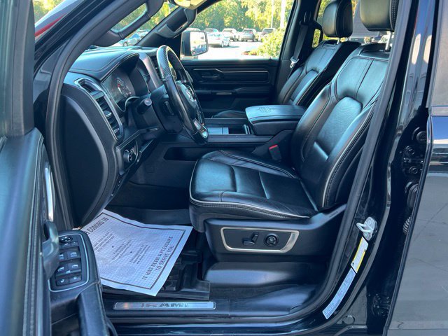Used 2020 RAM 1500 Limited w/ Black Appearance Package AWD/4WD image 25